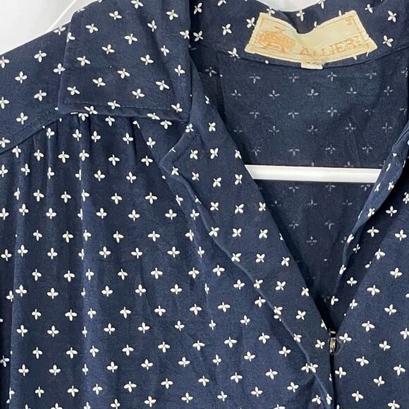 Vintage 1970s Navy Floral Shirt Dress by Alleri – Relaxed or Belted Fit M/L - Picture 8 of 15